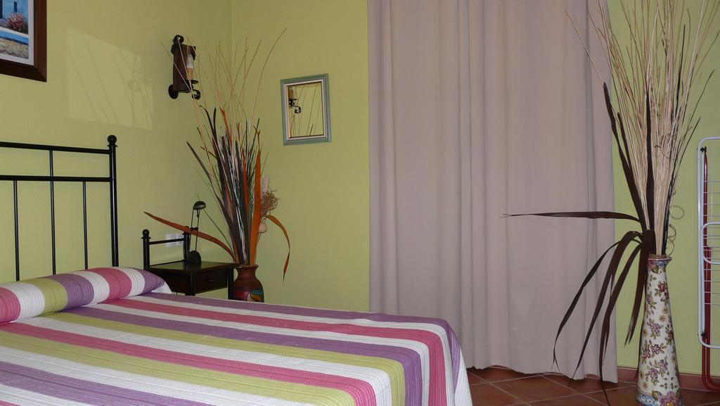 לוס יאנוס דה אריאדנה Apartamentos Fuente La Teja & Spa חדר תמונה