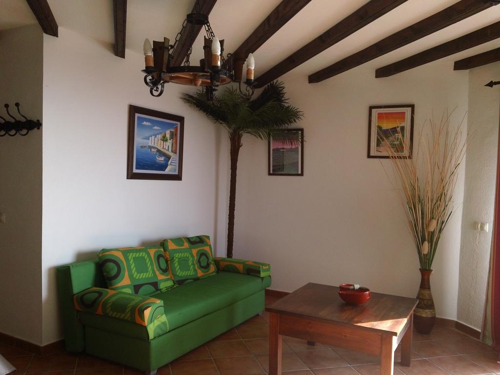 לוס יאנוס דה אריאדנה Apartamentos Fuente La Teja & Spa חדר תמונה