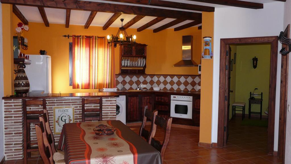 לוס יאנוס דה אריאדנה Apartamentos Fuente La Teja & Spa חדר תמונה
